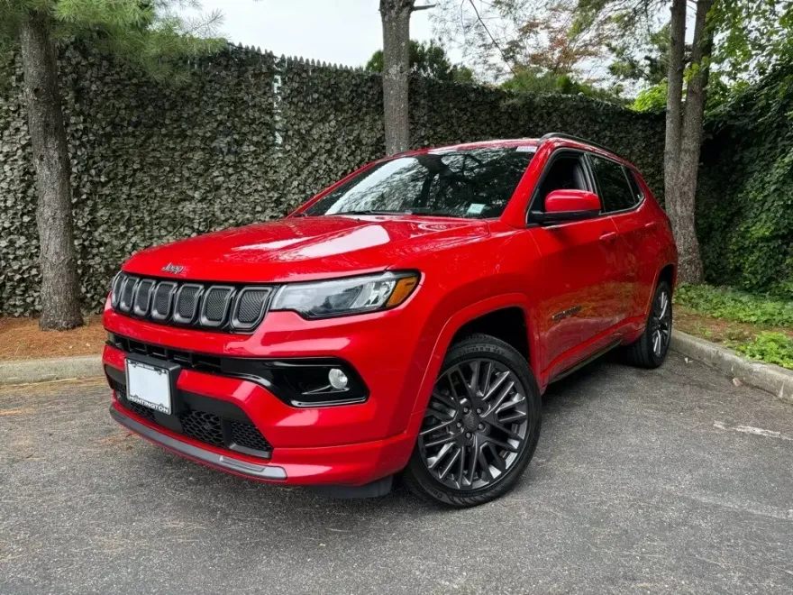 2022 Jeep Compass Limited photo 1