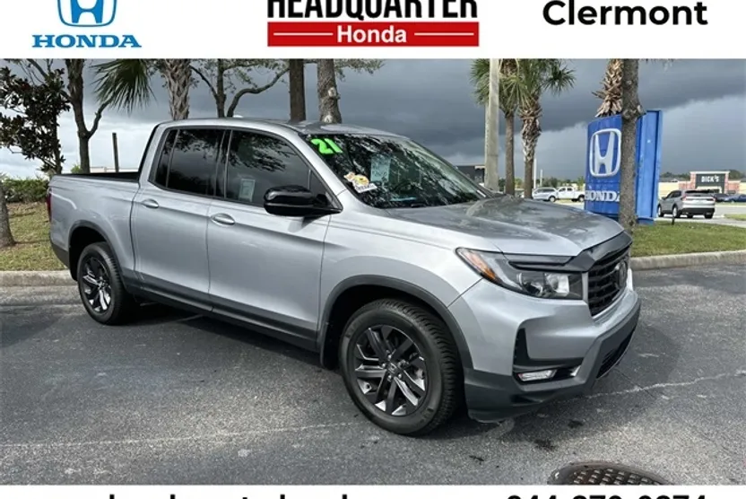 2021 Honda Ridgeline Sport photo 1