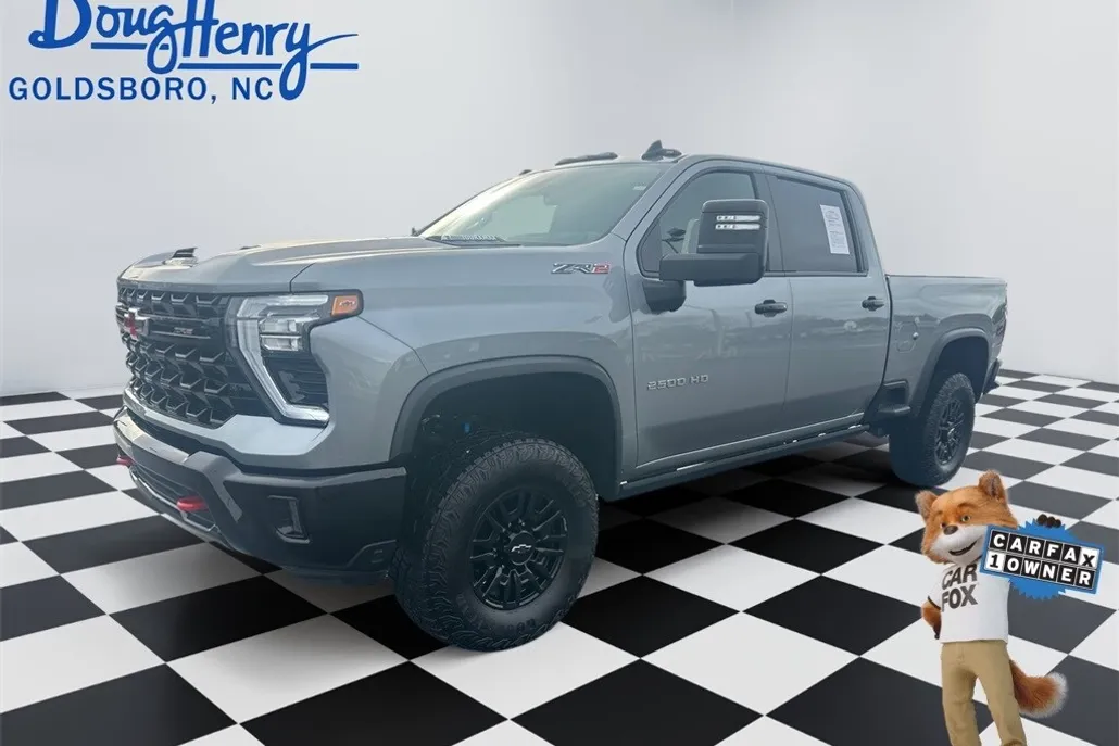 2024 Chevrolet Silverado 2500HD ZR2 photo 1