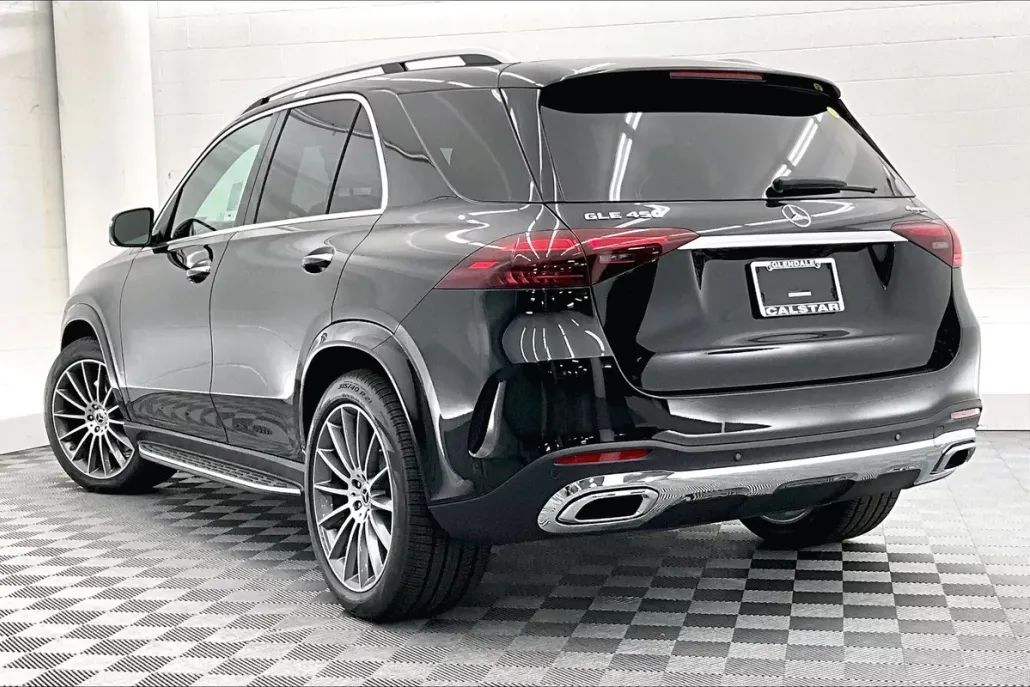 2026 Mercedes Benz GLE 450 4MATIC photo 1