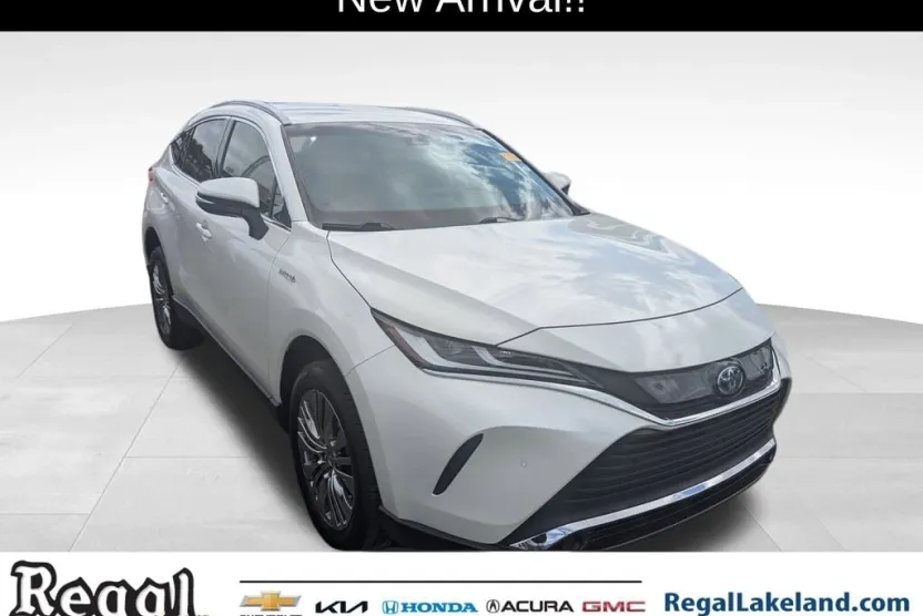 2021 Toyota Venza XLE photo 1