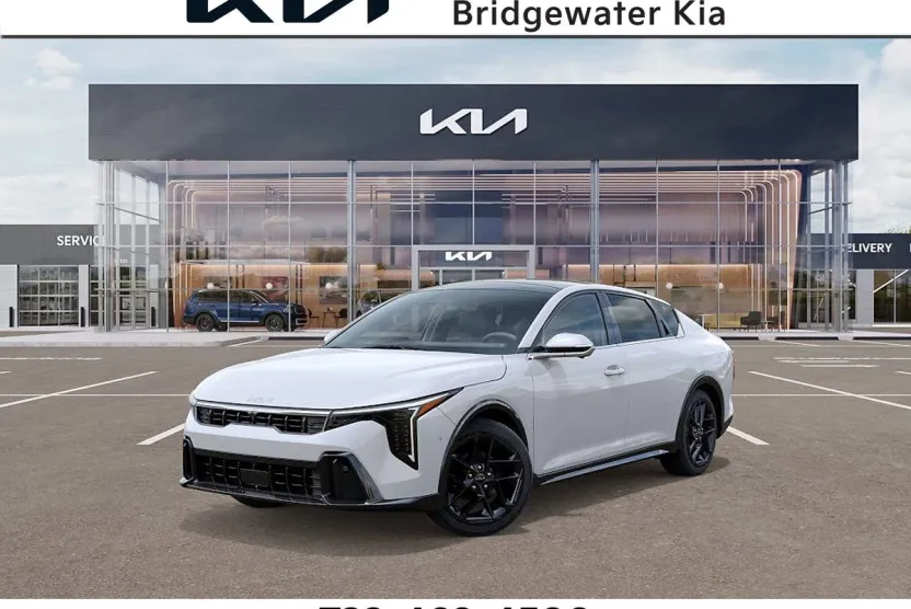 2025 Kia K4 GT-Line Turbo photo 1