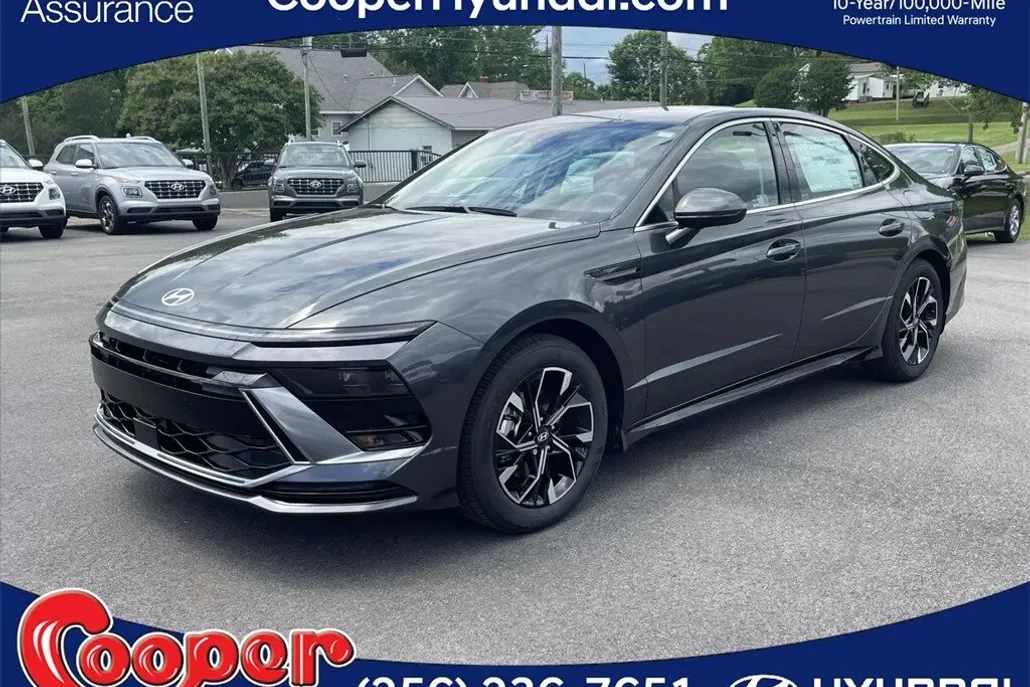 2025 Hyundai Sonata SEL photo 1
