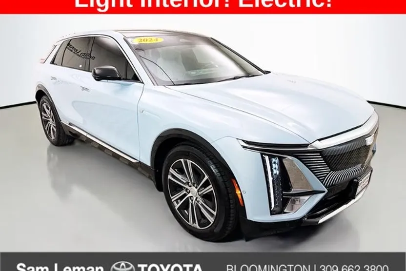 2024 Cadillac Lyriq Luxury photo 1