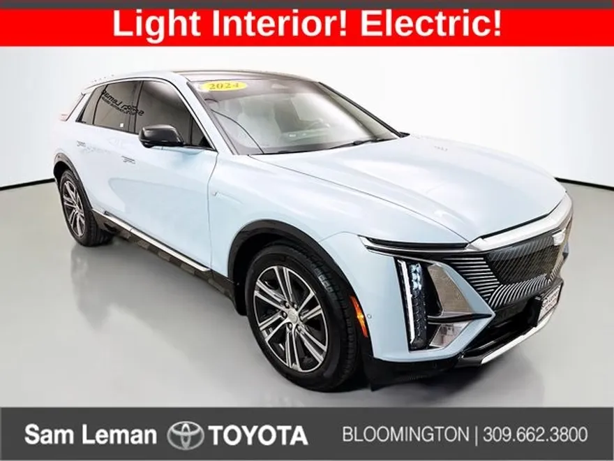 2024 Cadillac Lyriq Luxury photo 1