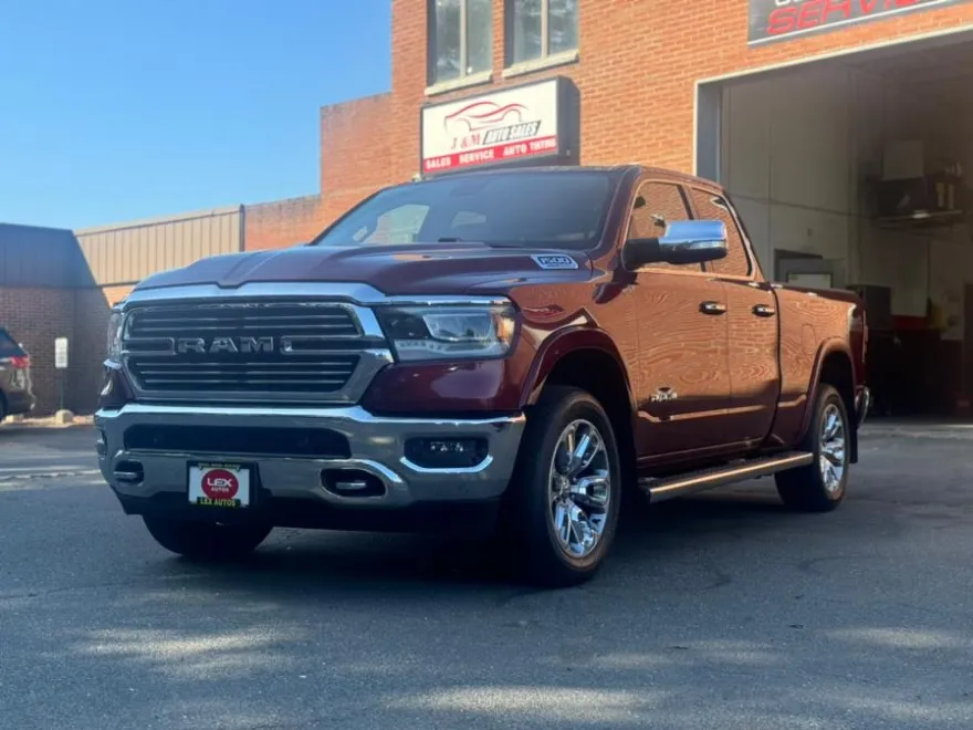 2019 Ram 1500 Laramie photo 1