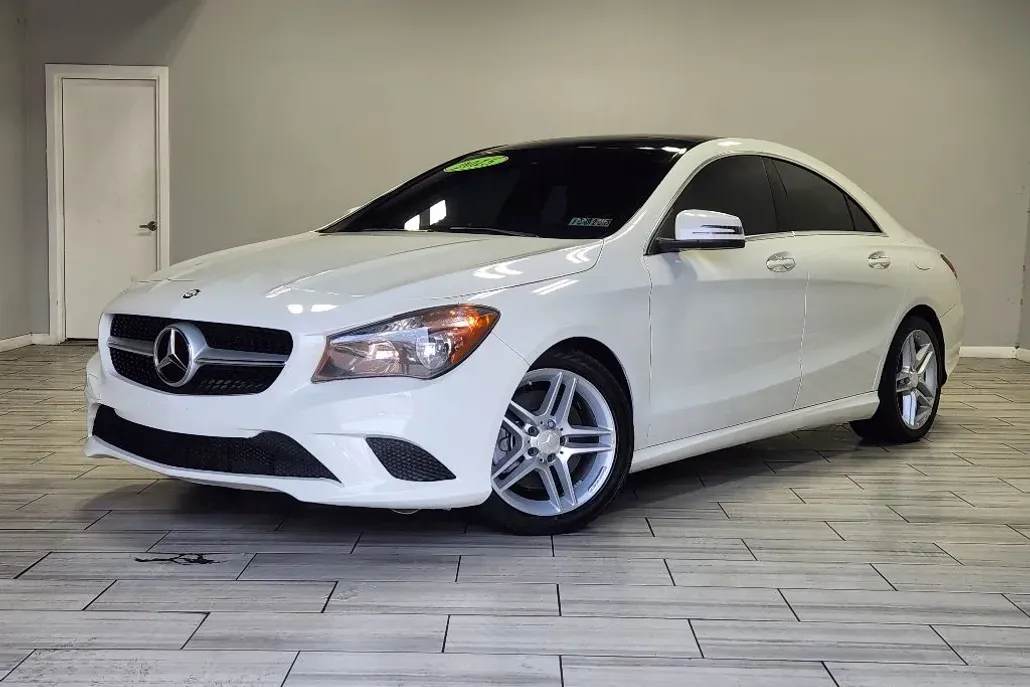 2015 Mercedes Benz CLA 250 photo 1