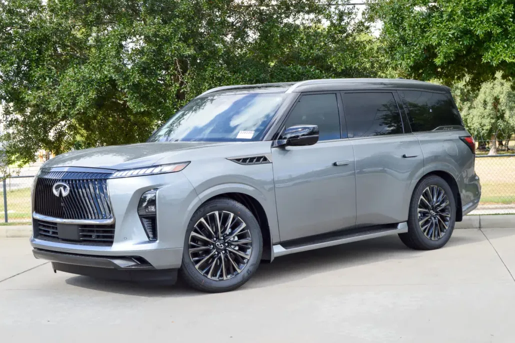2026 Infiniti QX80 photo 1