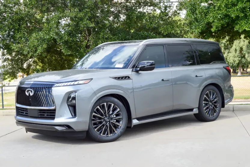 2026 Infiniti QX80 photo 1