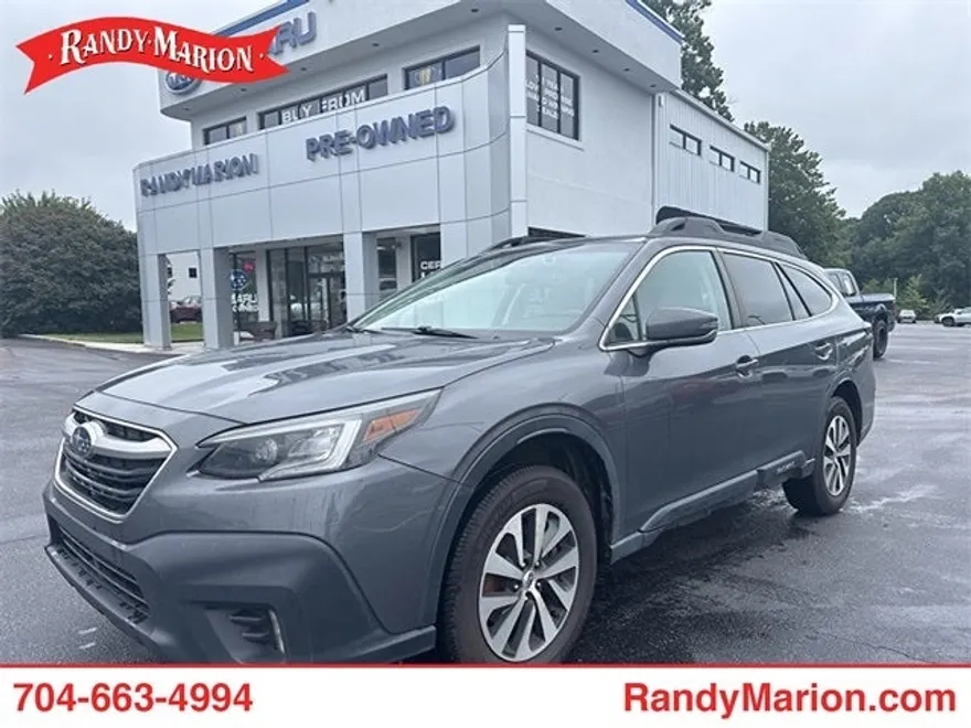 2021 Subaru Outback Premium photo 1