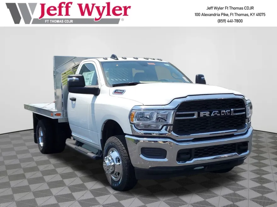2024 Ram 3500 photo 1
