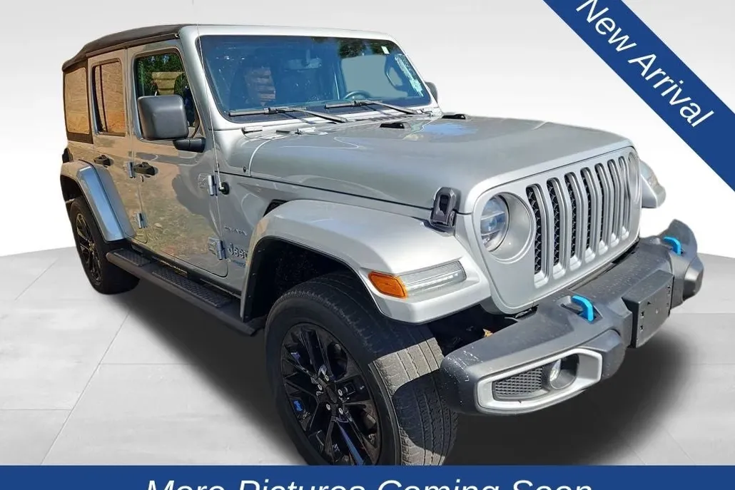 2022 Jeep Wrangler Unlimited Sahara 4xe photo 1