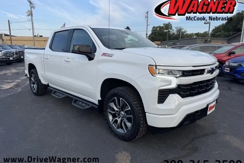 2023 Chevrolet Silverado 1500 RST photo 1