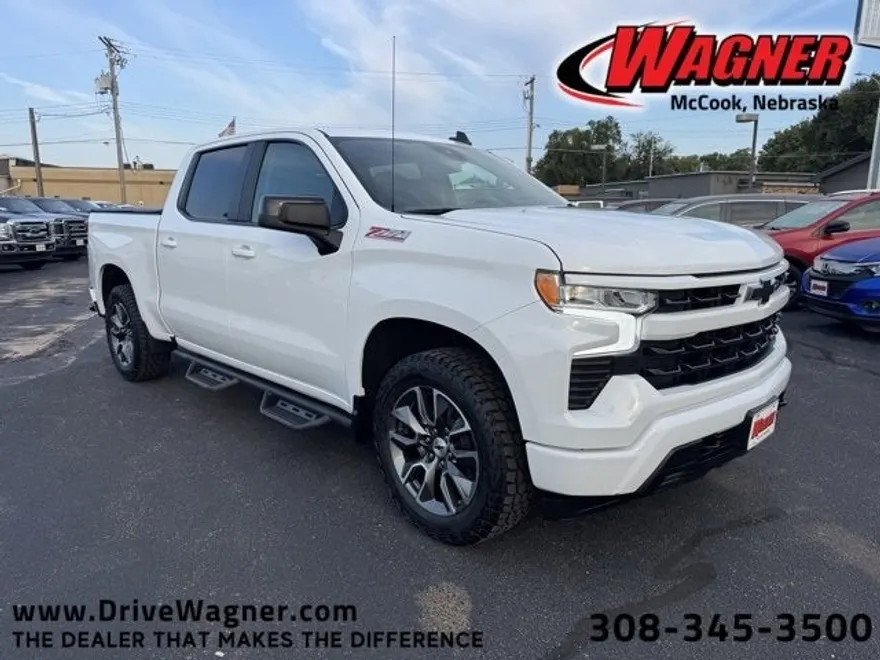 2023 Chevrolet Silverado 1500 RST photo 1