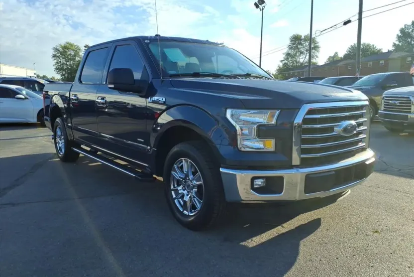 2016 Ford F-150 XLT photo 1