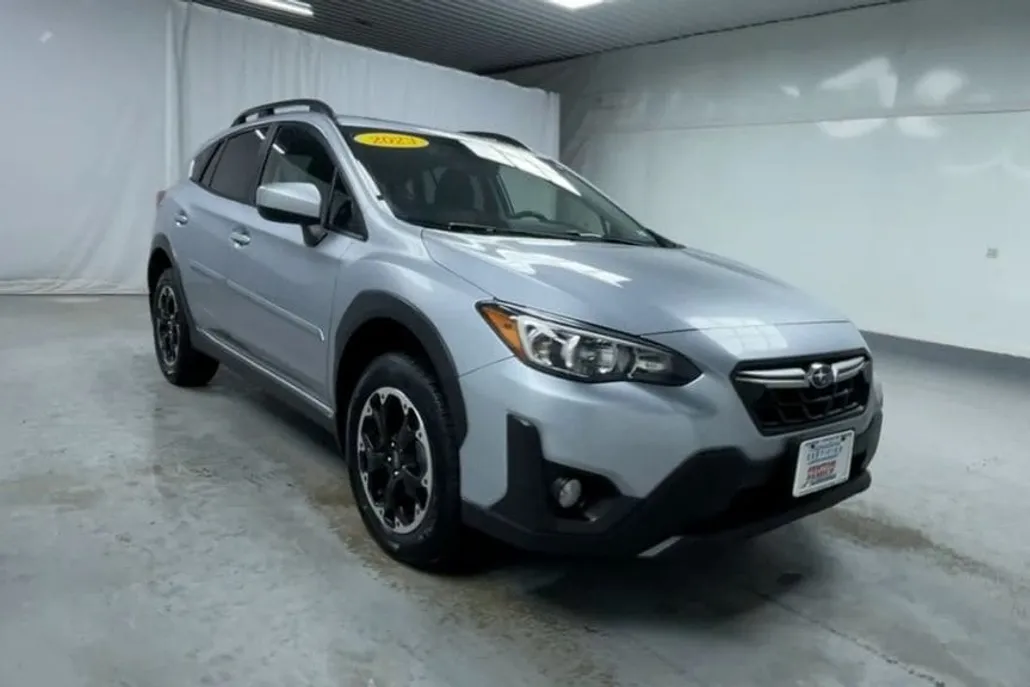 2023 Subaru Crosstrek Premium photo 1