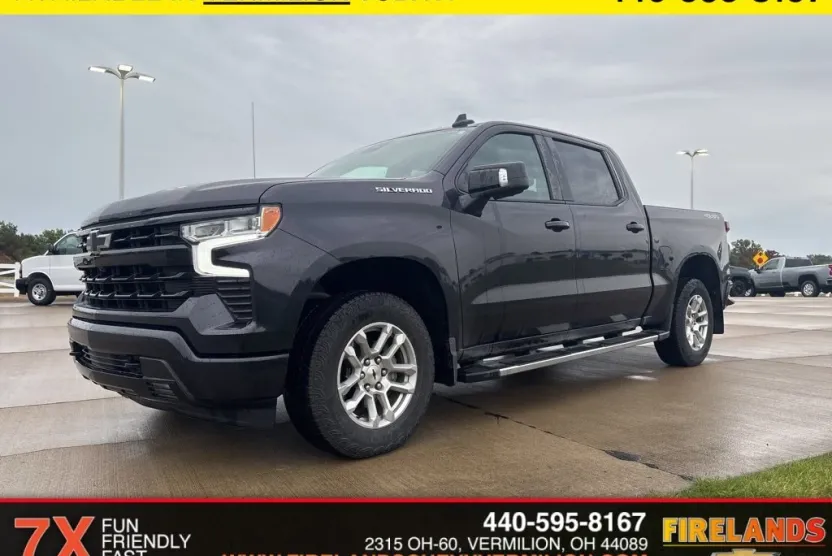 2023 Chevrolet Silverado 1500 RST photo 1