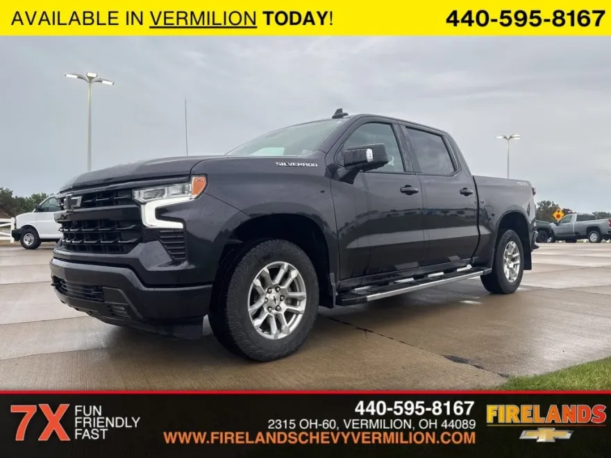 2023 Chevrolet Silverado 1500 RST photo 1