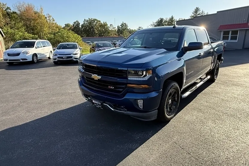 2018 Chevrolet Silverado 1500 LT Z71 photo 1