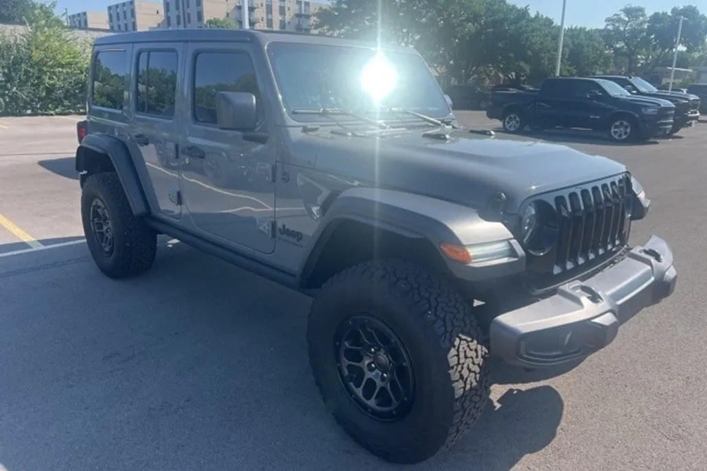 2023 Jeep Wrangler Willys photo 1