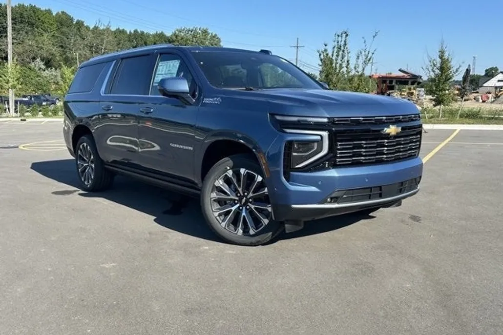 2025 Chevrolet Suburban High Country photo 1