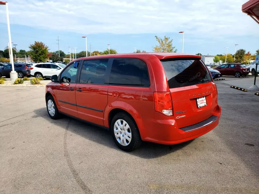 2016 Dodge Grand Caravan SE photo 1