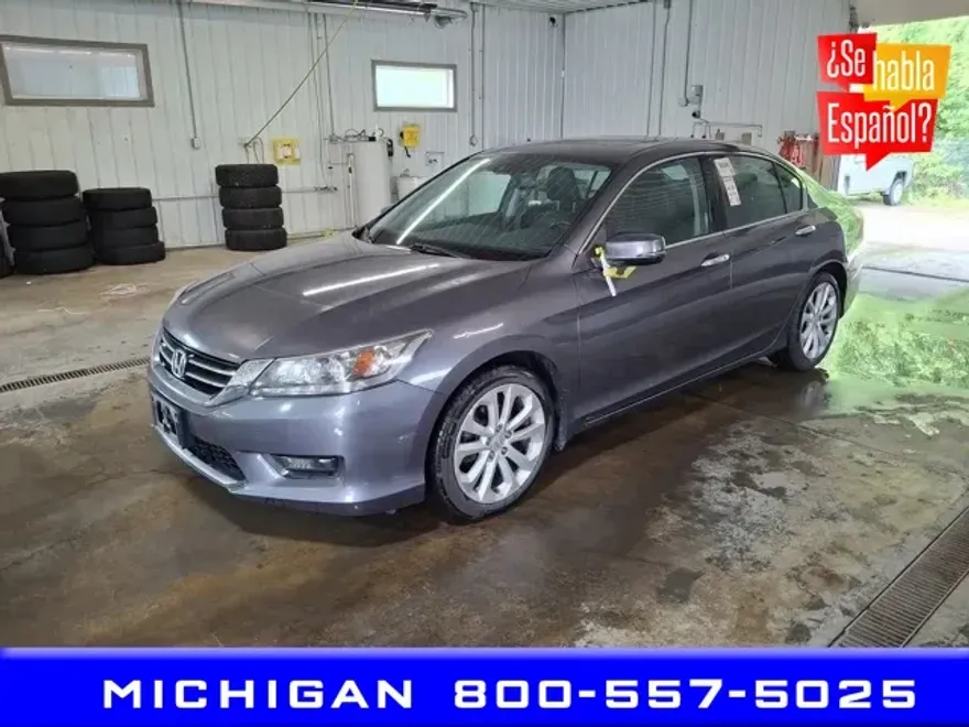 2015 Honda Accord Touring photo 1