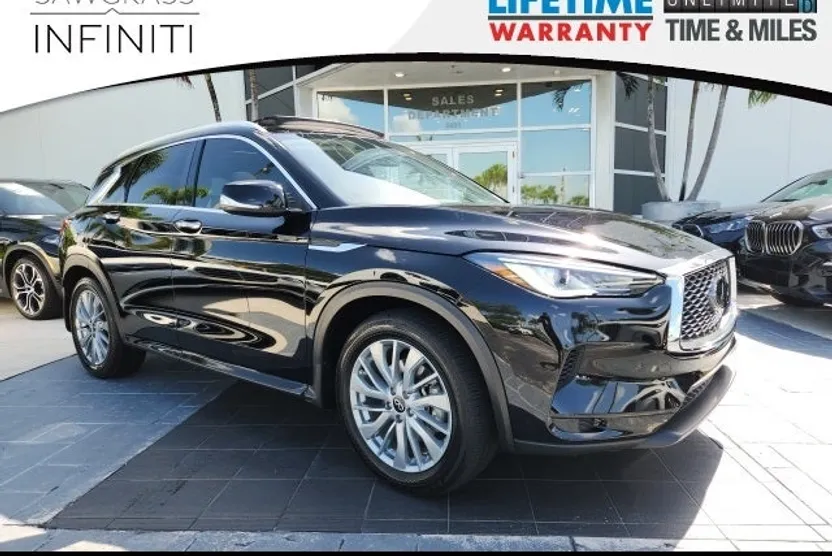 2025 Infiniti QX50 Luxe photo 1
