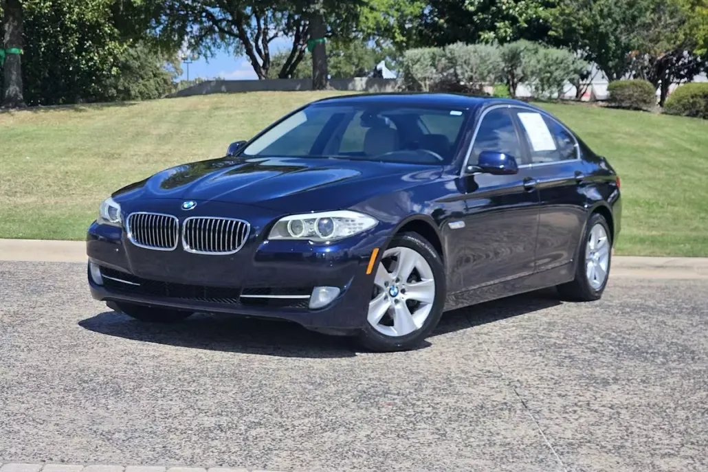 2013 Bmw 528i 5-series photo 1