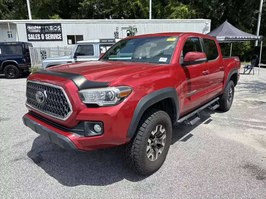 2018 Toyota Tacoma TRD photo 1