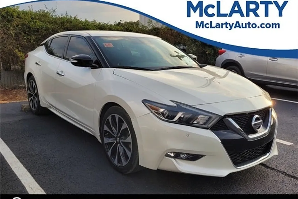2018 Nissan Maxima SR photo 1