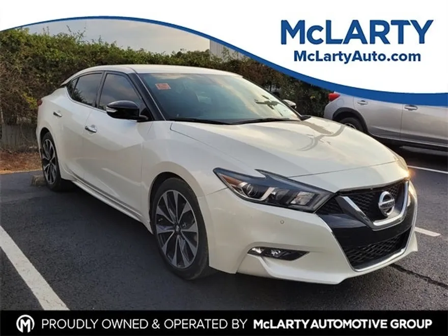 2018 Nissan Maxima SR photo 1