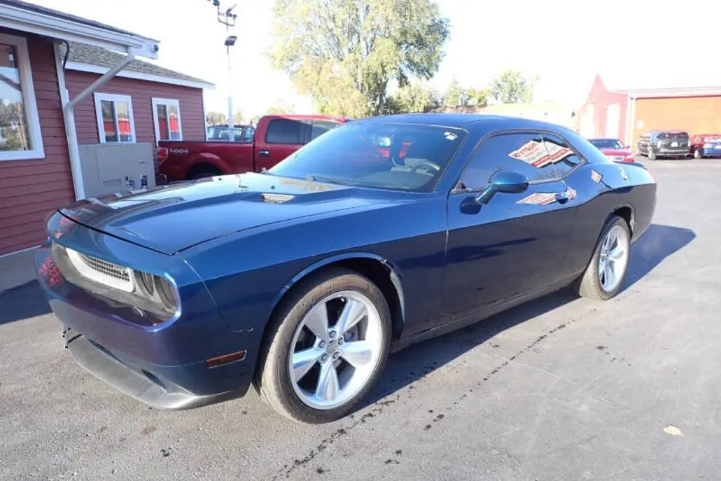 2014 Dodge Challenger R/T photo 1