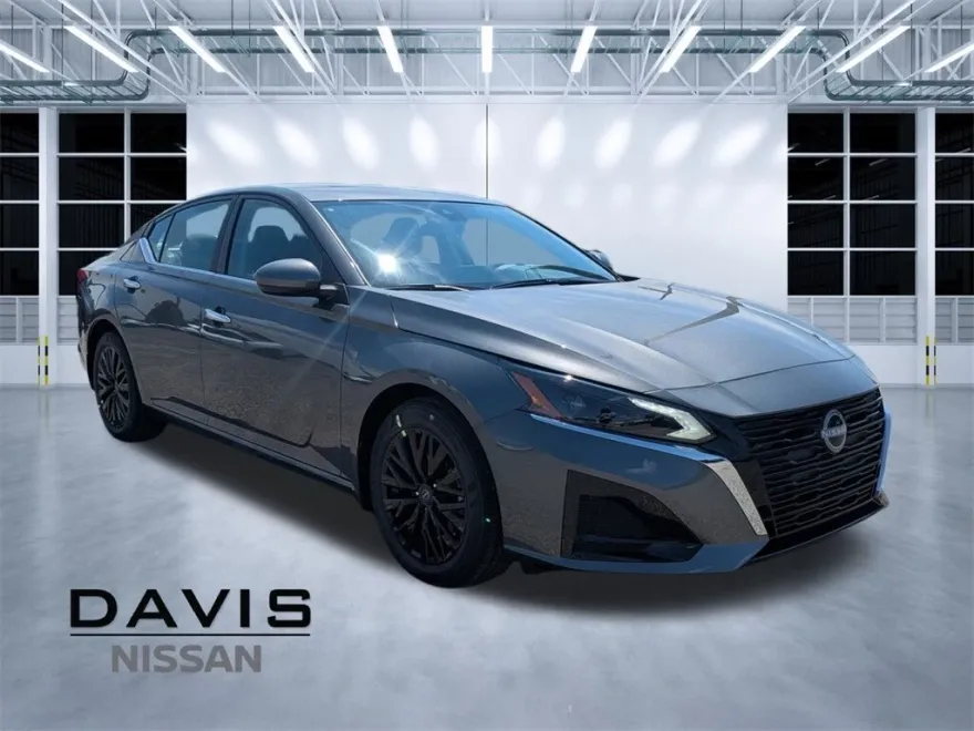 2025 Nissan Altima SV Special Edition photo 1