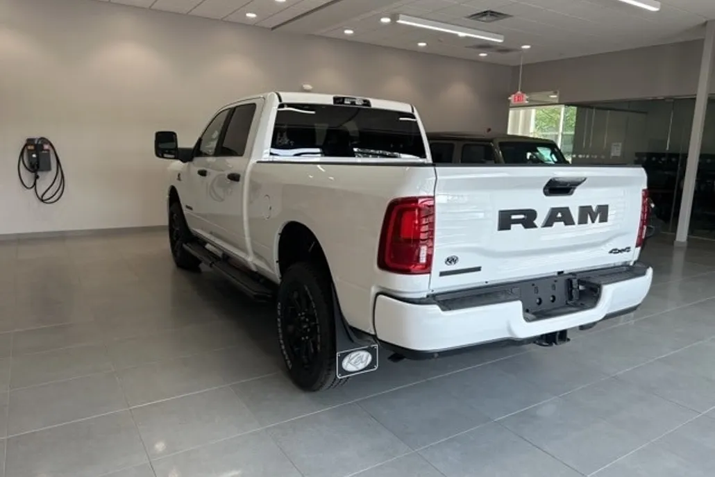 2025 Ram 2500 Big Horn photo 1