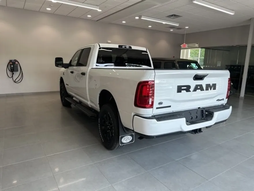 2025 Ram 2500 Big Horn photo 1