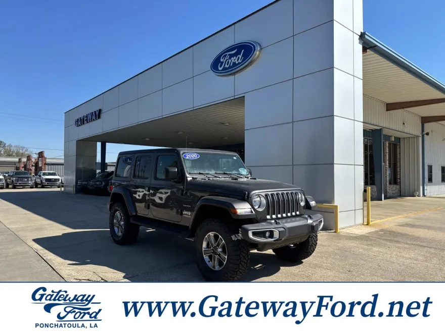 2020 Jeep Wrangler Unlimited Sahara Sport photo 1