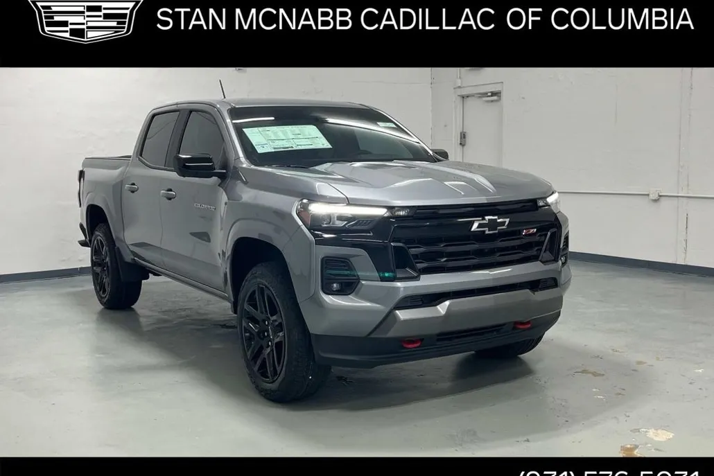 2025 Chevrolet Colorado Z71 photo 1