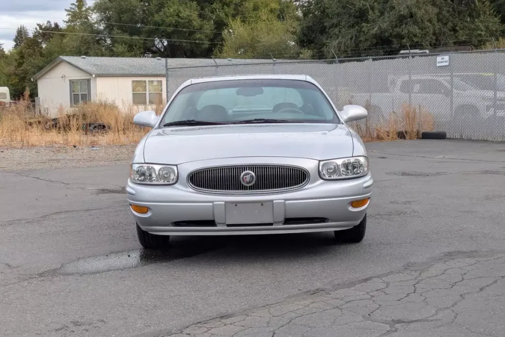 2003 Buick LeSabre Custom photo 1