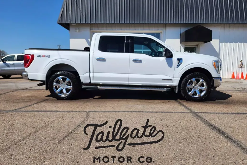2023 Ford F-150 XLT photo 1