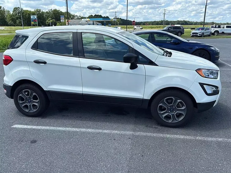 2019 Ford EcoSport S photo 1