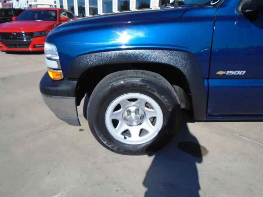 2002 Chevrolet Silverado 1500 Work Truck photo 1