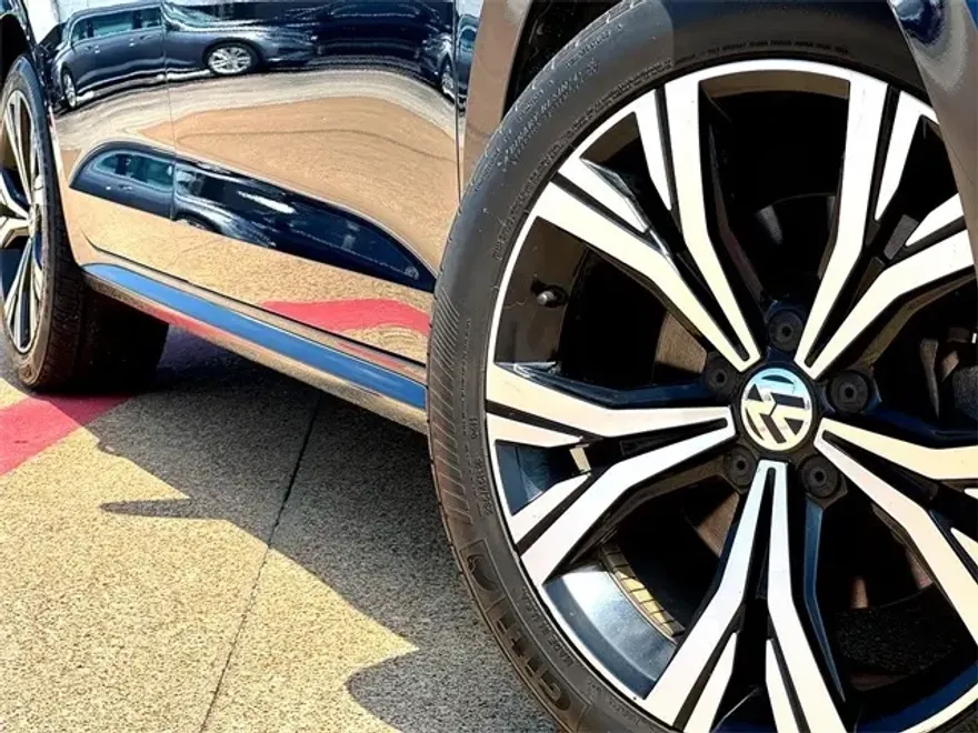 2022 Volkswagen Passat 2.0T SE photo 1
