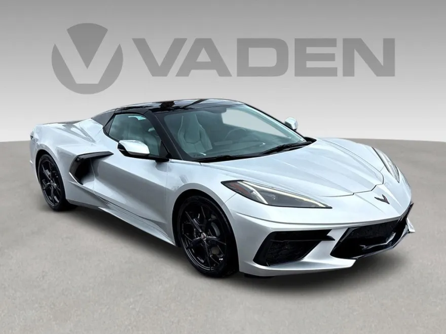 2020 Chevrolet Corvette Stingray 2LT photo 1
