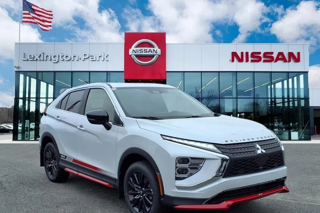2023 Mitsubishi Eclipse Cross Ralliart photo 1
