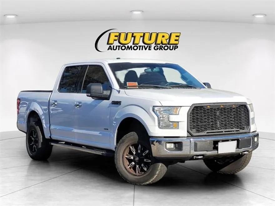 2015 Ford F-150 XLT photo 1