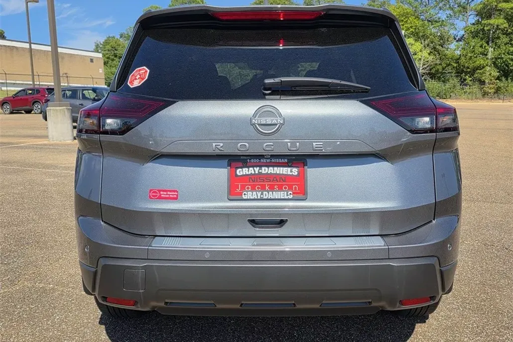 2026 Nissan Rogue SV photo 1
