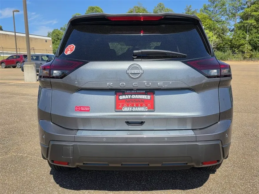 2026 Nissan Rogue SV photo 1