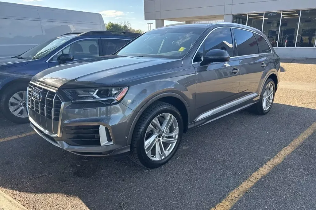 2021 Audi Q7 Premium Plus 55 photo 1
