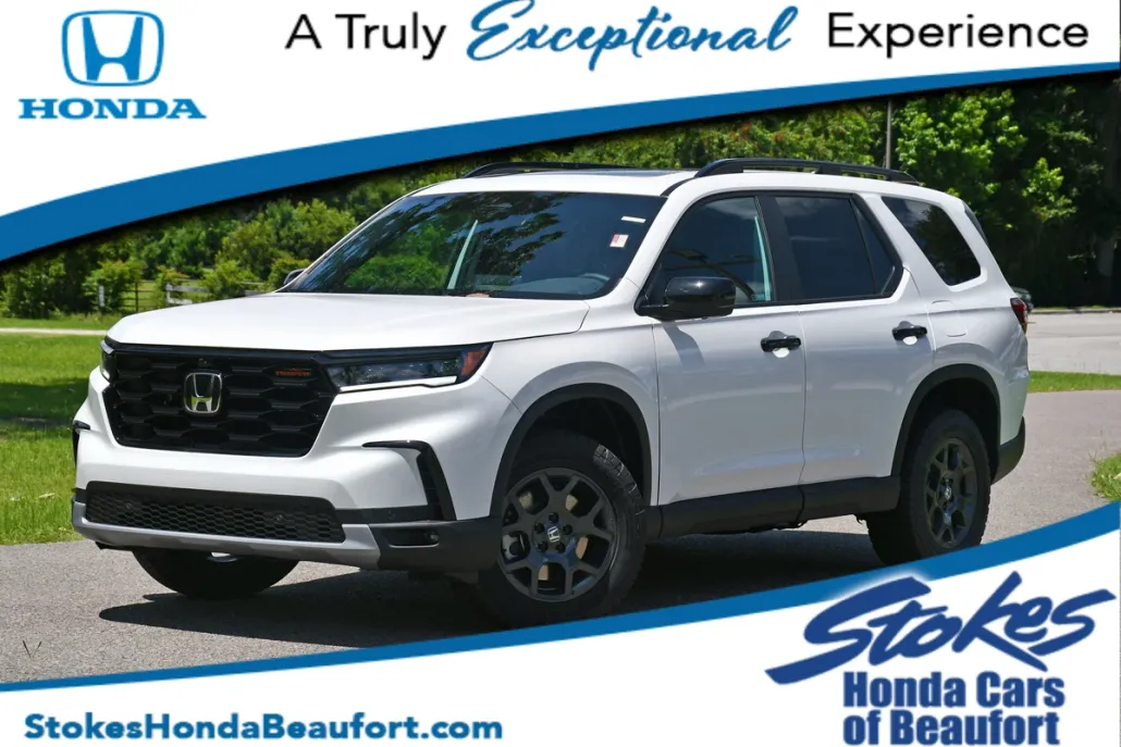 2025 Honda Pilot TrailSport photo 1